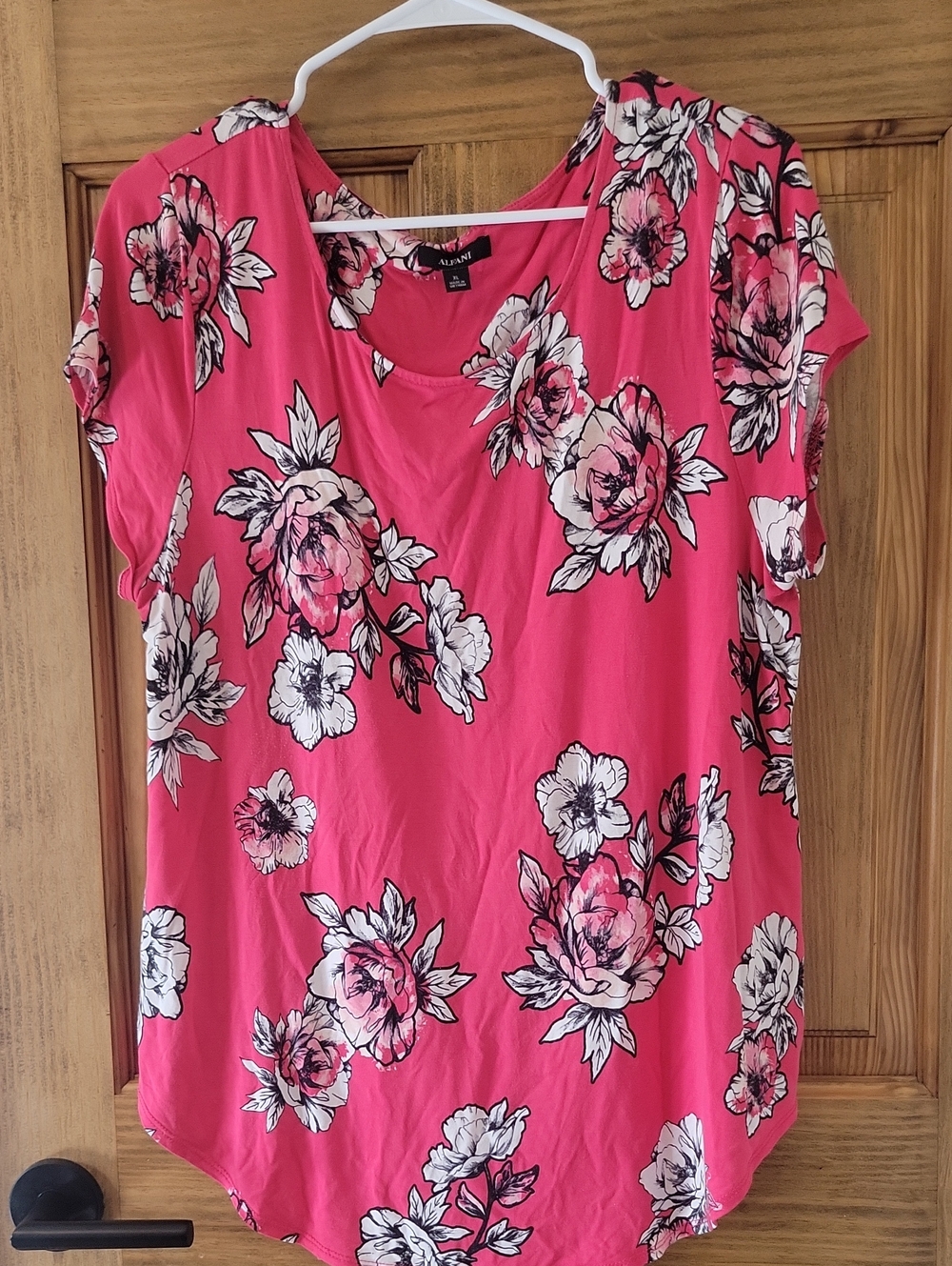 Alfani Pink Floral Scoop Neck Women's Top